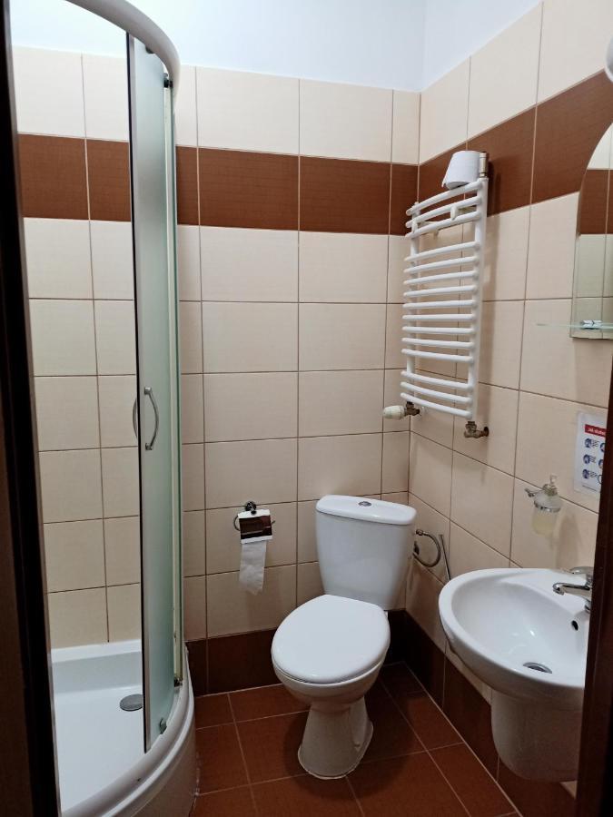 Hostel Na Fali Goleniów 外观 照片